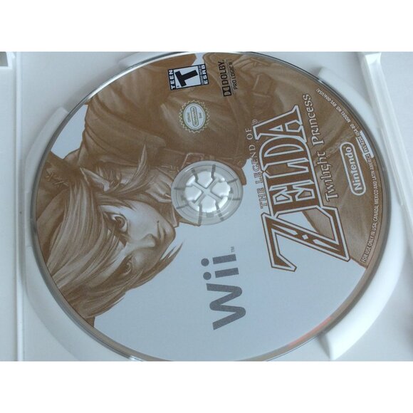 The Legend of Zelda: Twilight Princess NINTENDO SELECTS  (Wii, 2006) COMPLETE - Picture 5 of 6